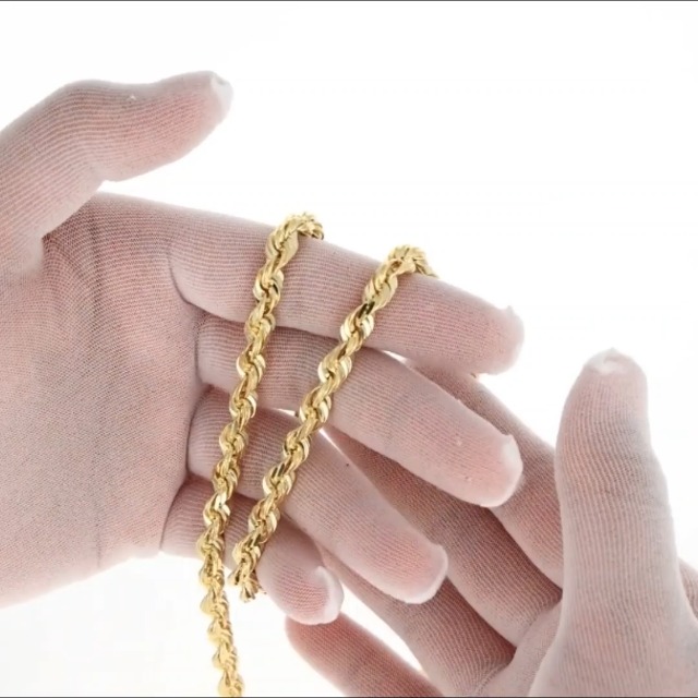 Amazon.com: Nuragold 10k Yellow Gold 7mm Rope Chain Diamond Cut